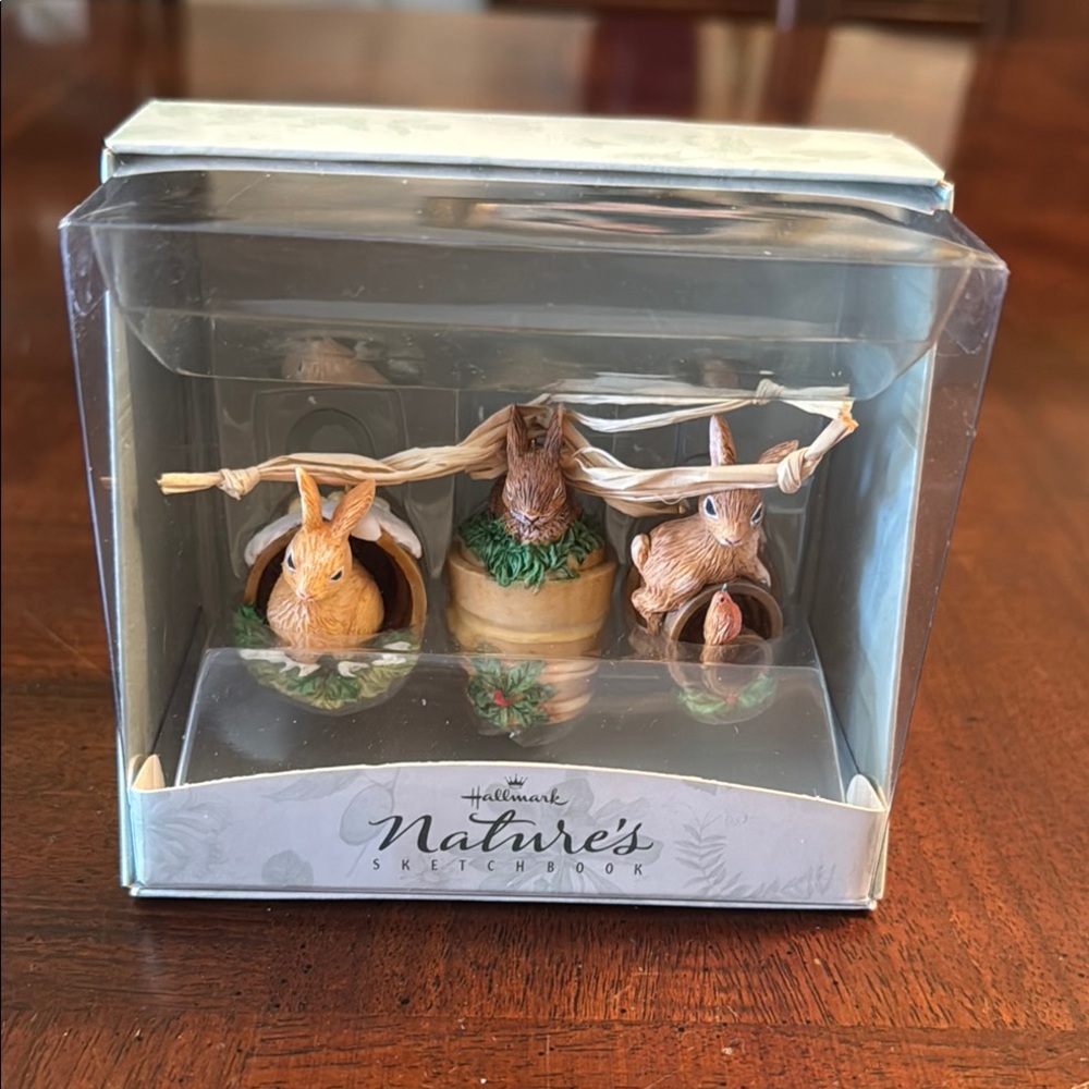 Marjolein Bastin Hallmark 2001 Nature's Sketchbook Set of 3 Garden Bunnies
